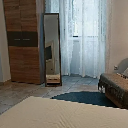 Nika Free Parking * ספליט